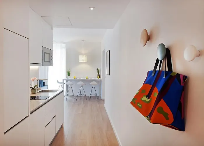 Отель The Museum Фигерас